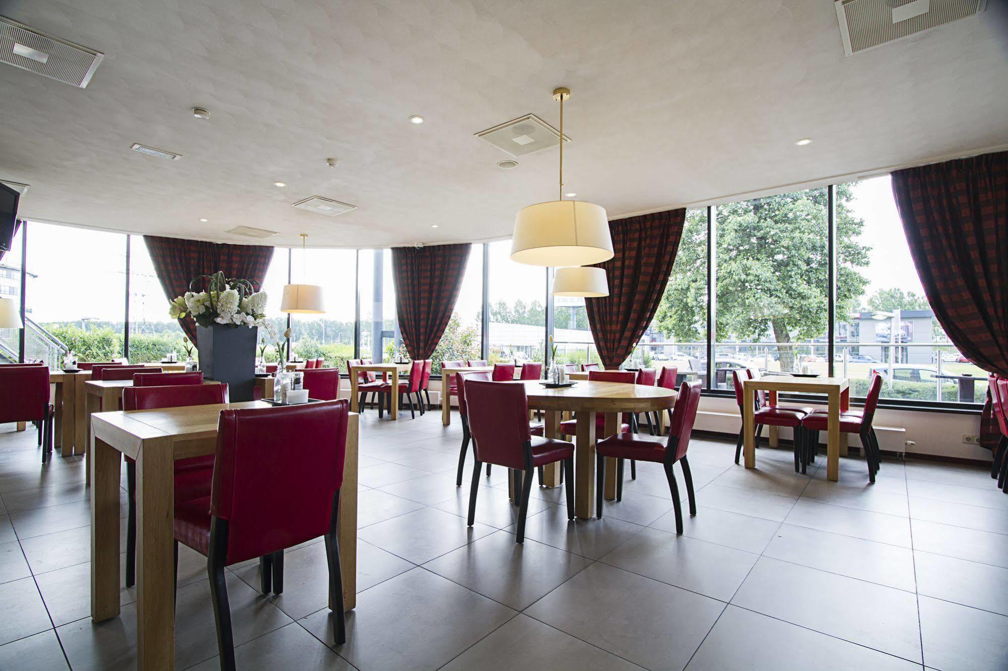 Bastion Hotel Барендрехт Екстер'єр фото